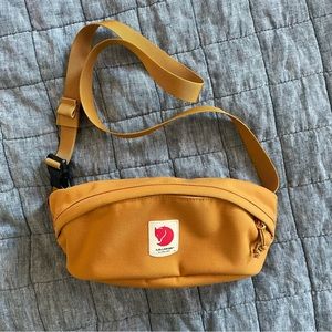 Fjallraven Ulvo Hip Fanny Pack Medium